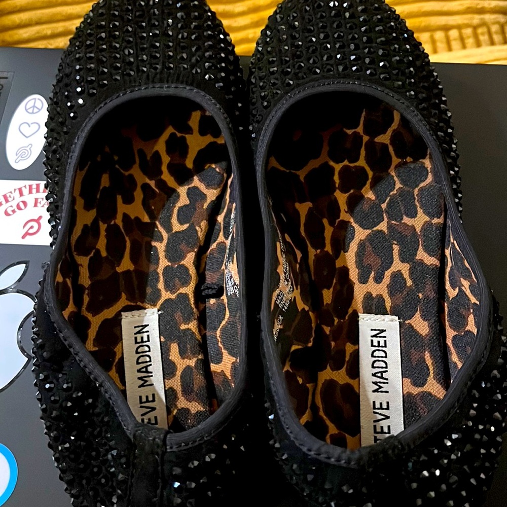 Black embellished Steve Madden Girls "ballet slippers" size 3 - Worn Once